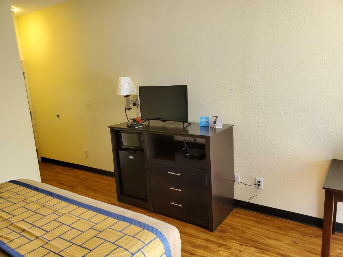 Days Inn By Wyndham Macon I-75 North Exteriör bild